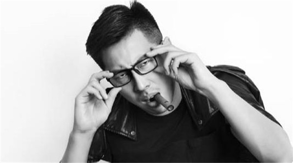 戚帥是富二代嗎身價(jià)多少 奇葩大會(huì )戚帥身家背景，父母是誰(shuí)是干什么的