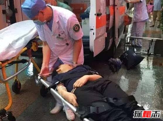 廣州荔灣廣場(chǎng)靈異事件，如今已成為荔灣尸場(chǎng)(橫尸遍野陰氣重)